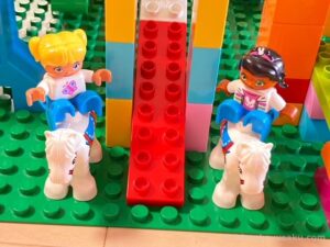 20241015 デュプロで作った「門のある街」