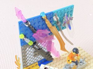 20241127 レゴで作った「とある街の武器屋」