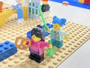 20241127 レゴで作った「とある街の武器屋」